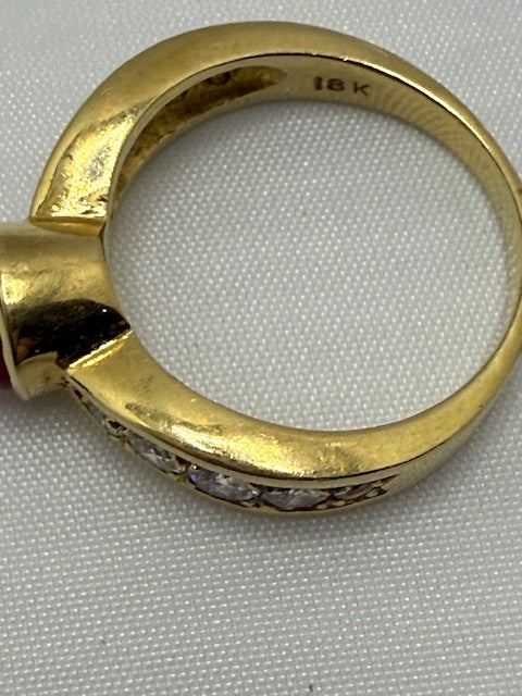 Women's 18K Gold Diamond and Ruby Ring - Size 7